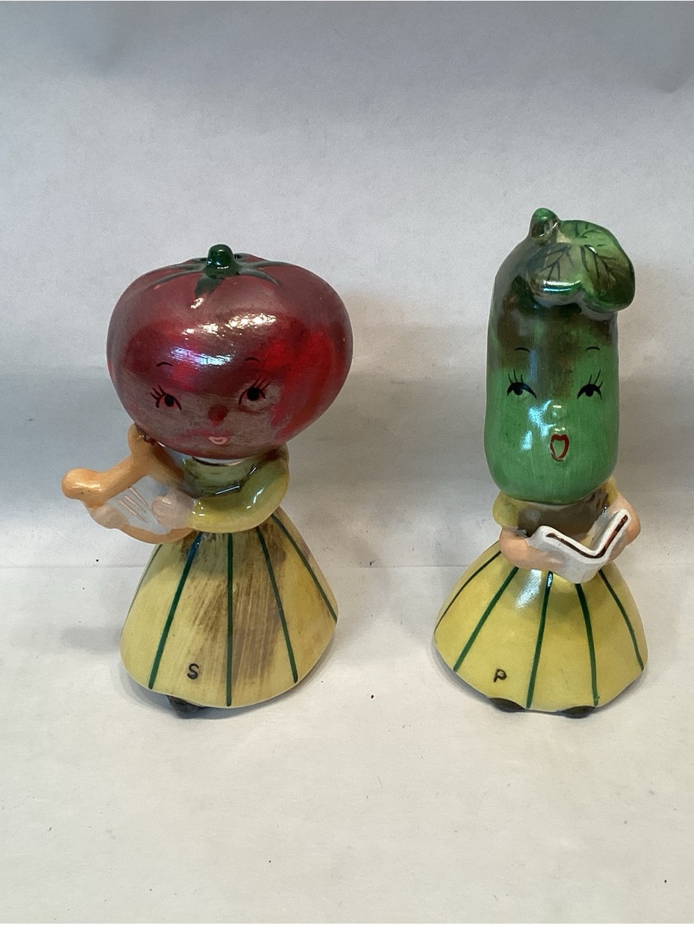 Vintage Anthropomorphic Cucumber & Tomato Salt & Pepper NEW OS Napco Japan 50s